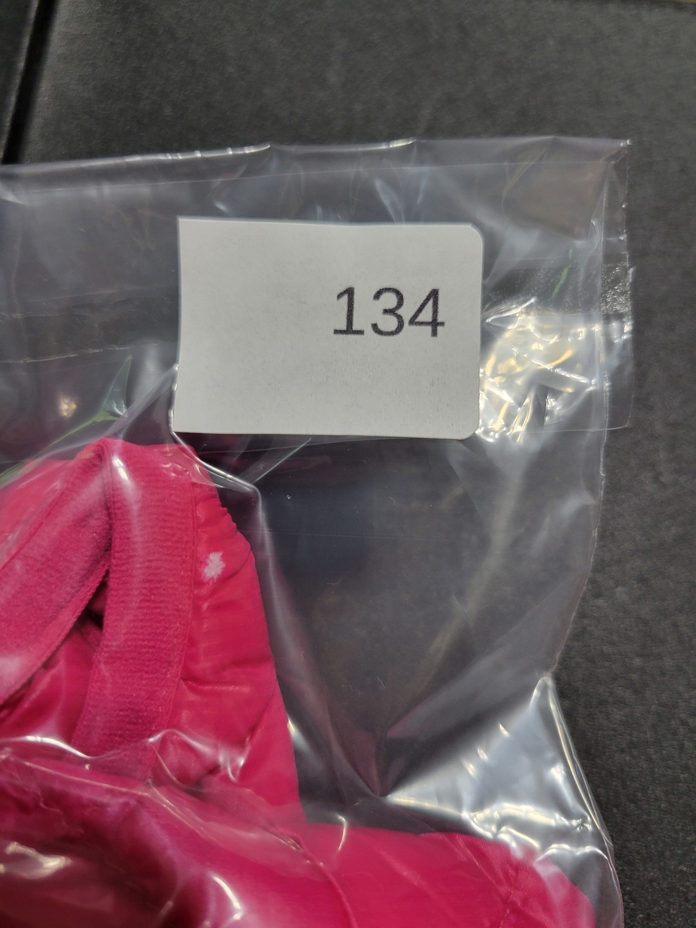 The North Face Women's Hot Pink Diamond-Quilt Puffer Jacket - Picture 8 of 8